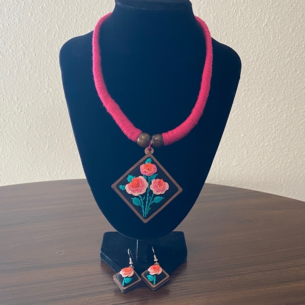Handcrafted Floral Pendant Necklace and Earring Set - Picture 2 of 14